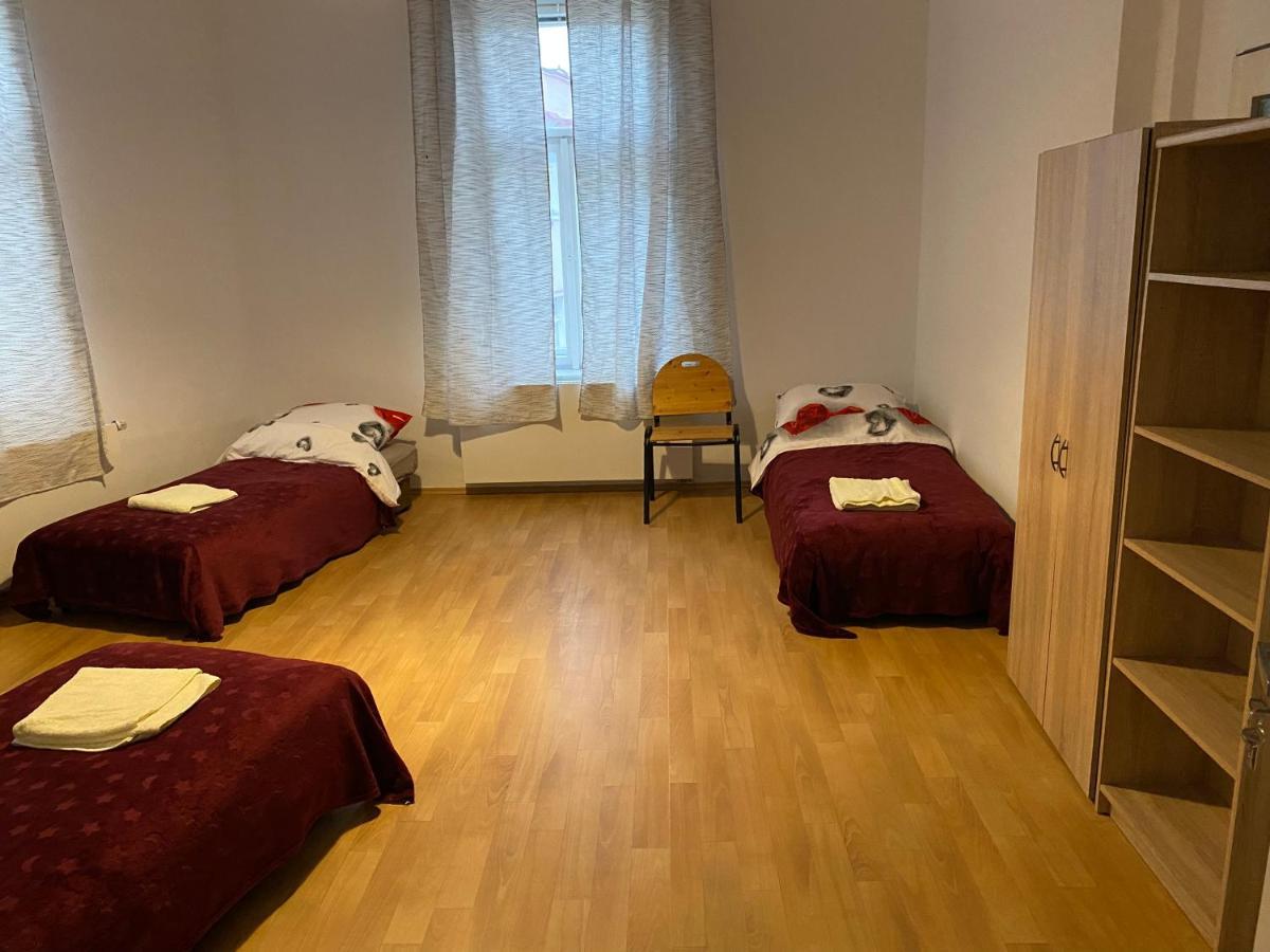 Apartments Tomkova Hradec Králové Eksteriør billede