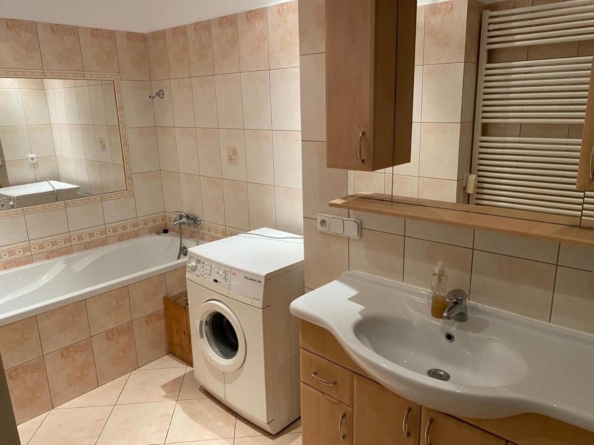 Apartments Tomkova Hradec Králové Eksteriør billede