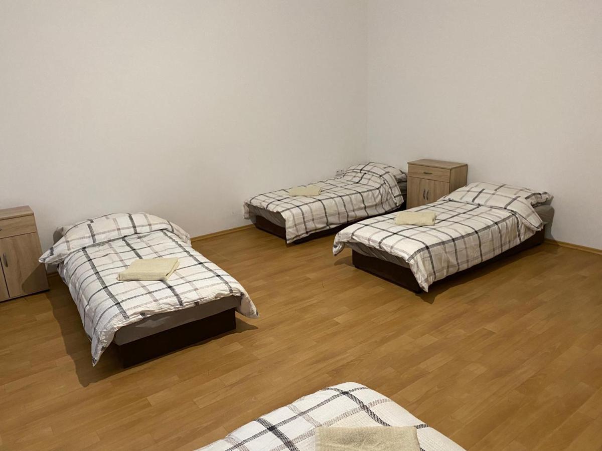 Apartments Tomkova Hradec Králové Eksteriør billede